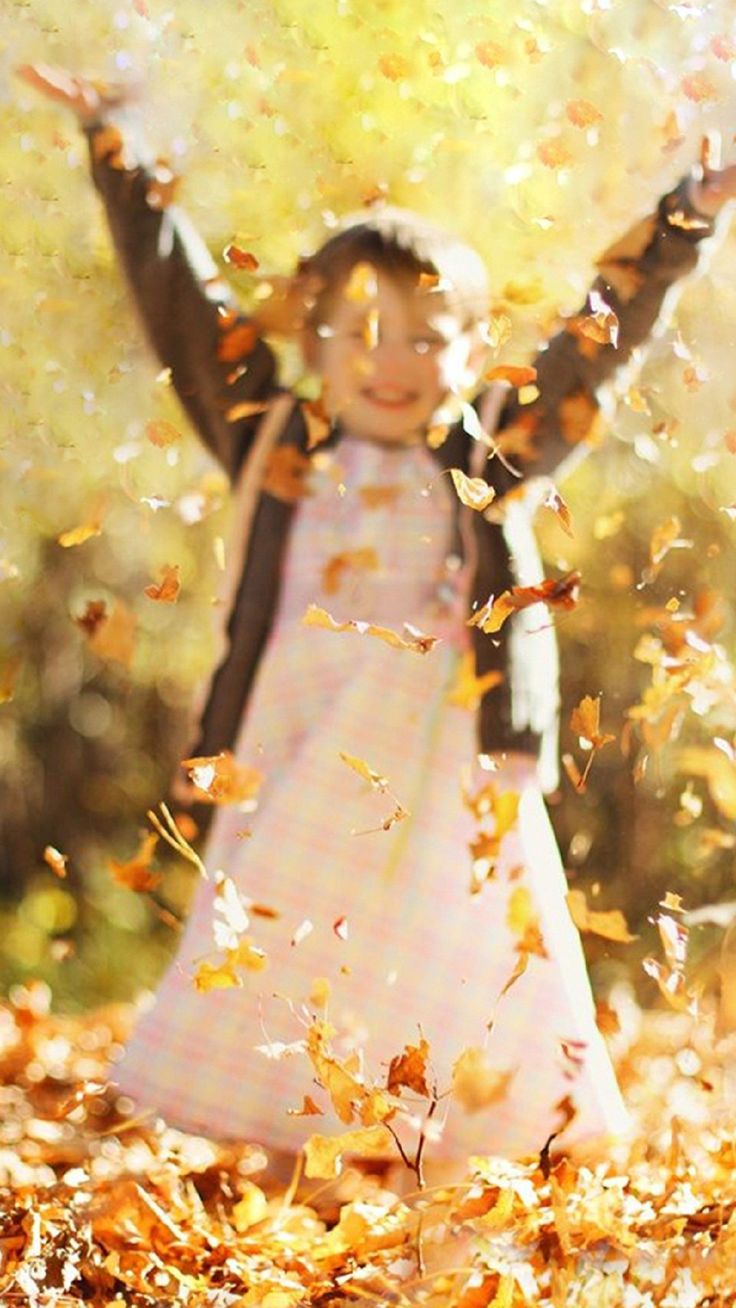 Playful Girl. Fotos otoño, Hola otoño, Picnic de otoño