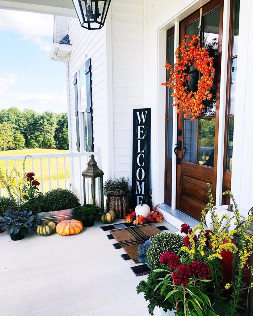 Front Porch Decor Ideas To Welcome Fall With