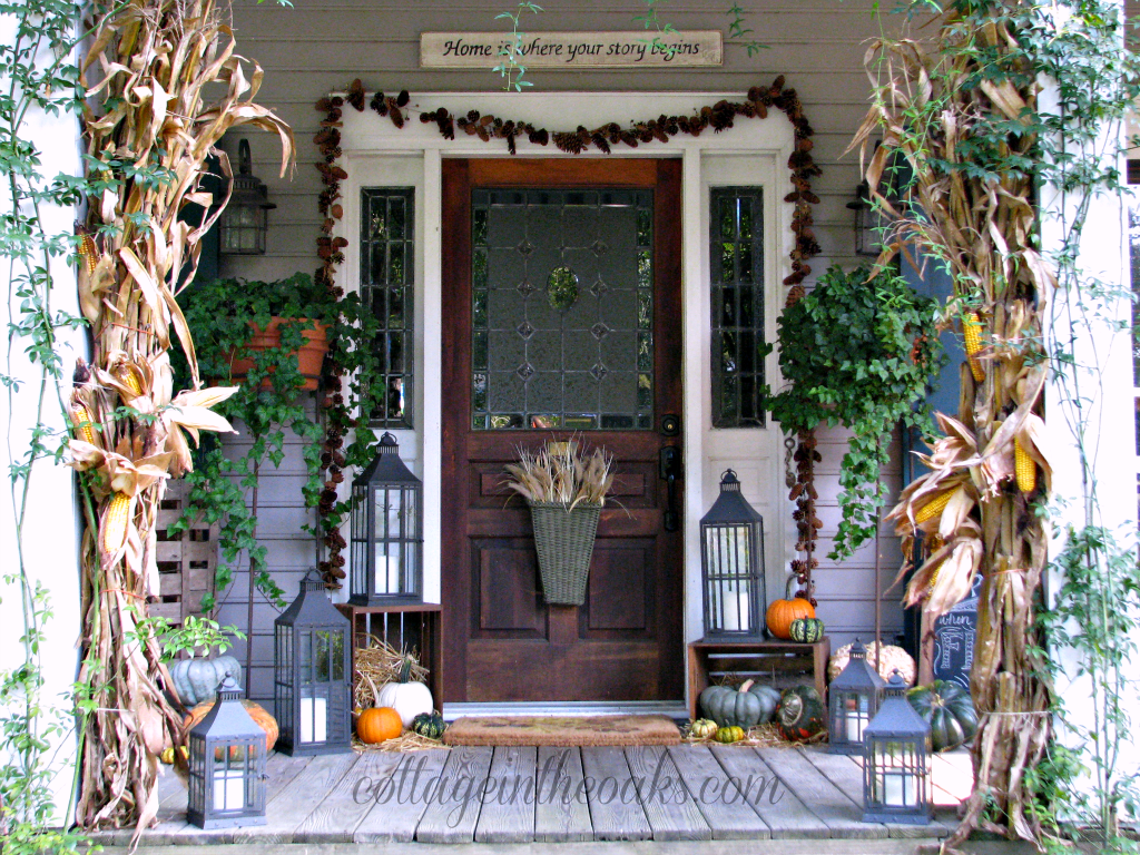 The Porch in Autumn ::: Fall Front Porch