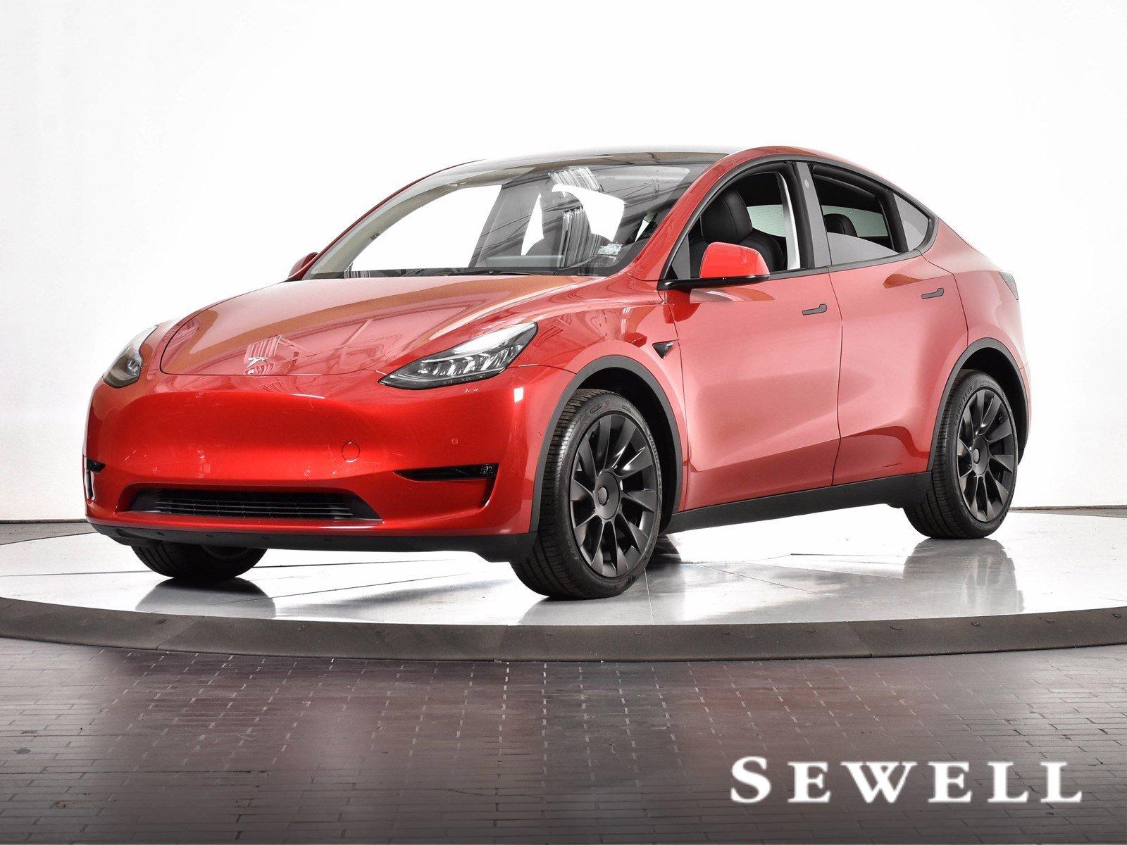 Used 2022 Tesla Model Y Red (With Photo) Long Range AWD: 7SAYGDEE1NF369620