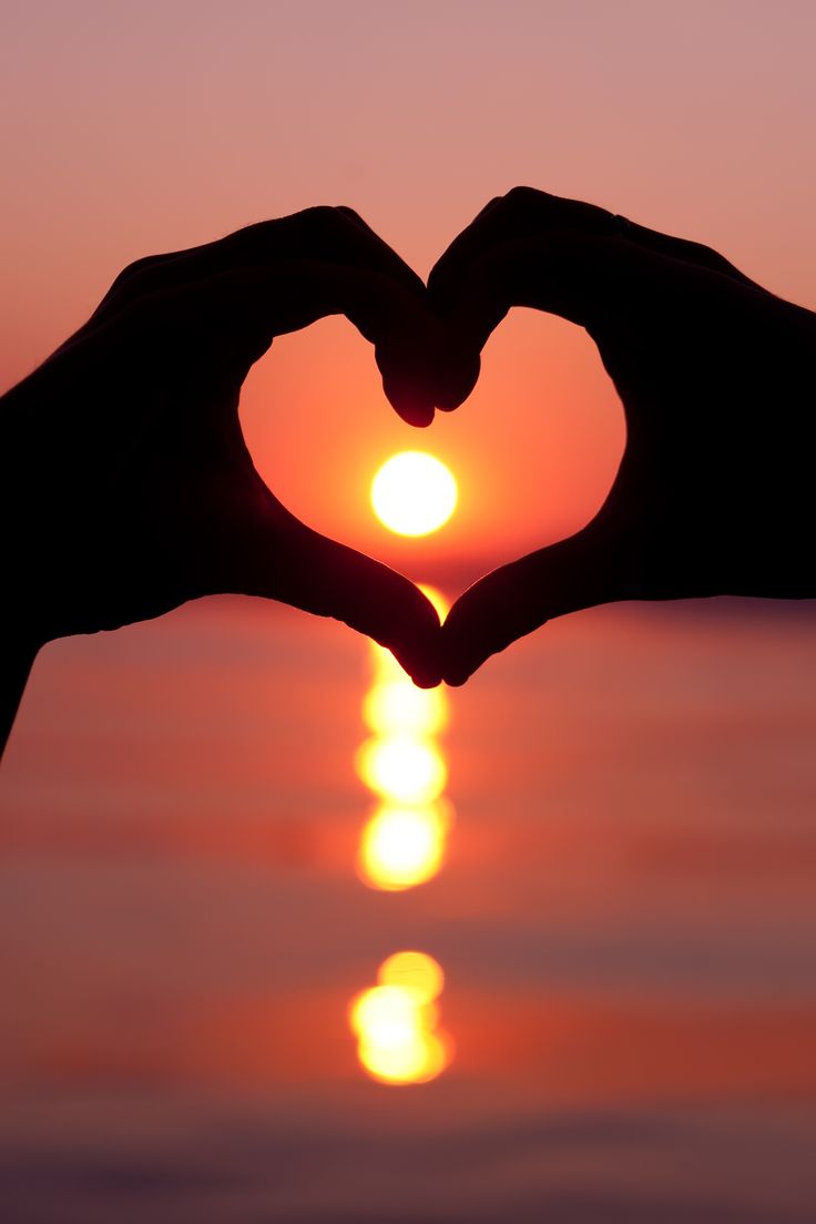 LOVOO, flirt & find new love. Beautiful heart image, Love wallpaper romantic, Love wallpaper