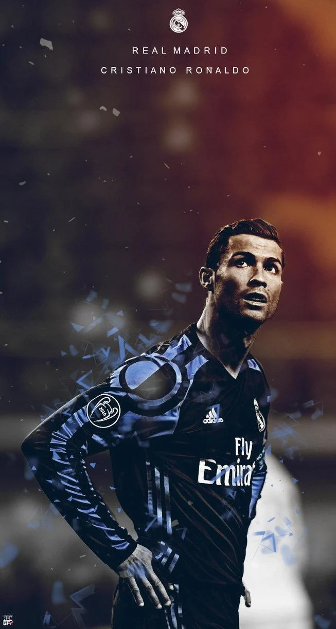 Download “Lightning Strikes For Ronaldo” Wallpaper