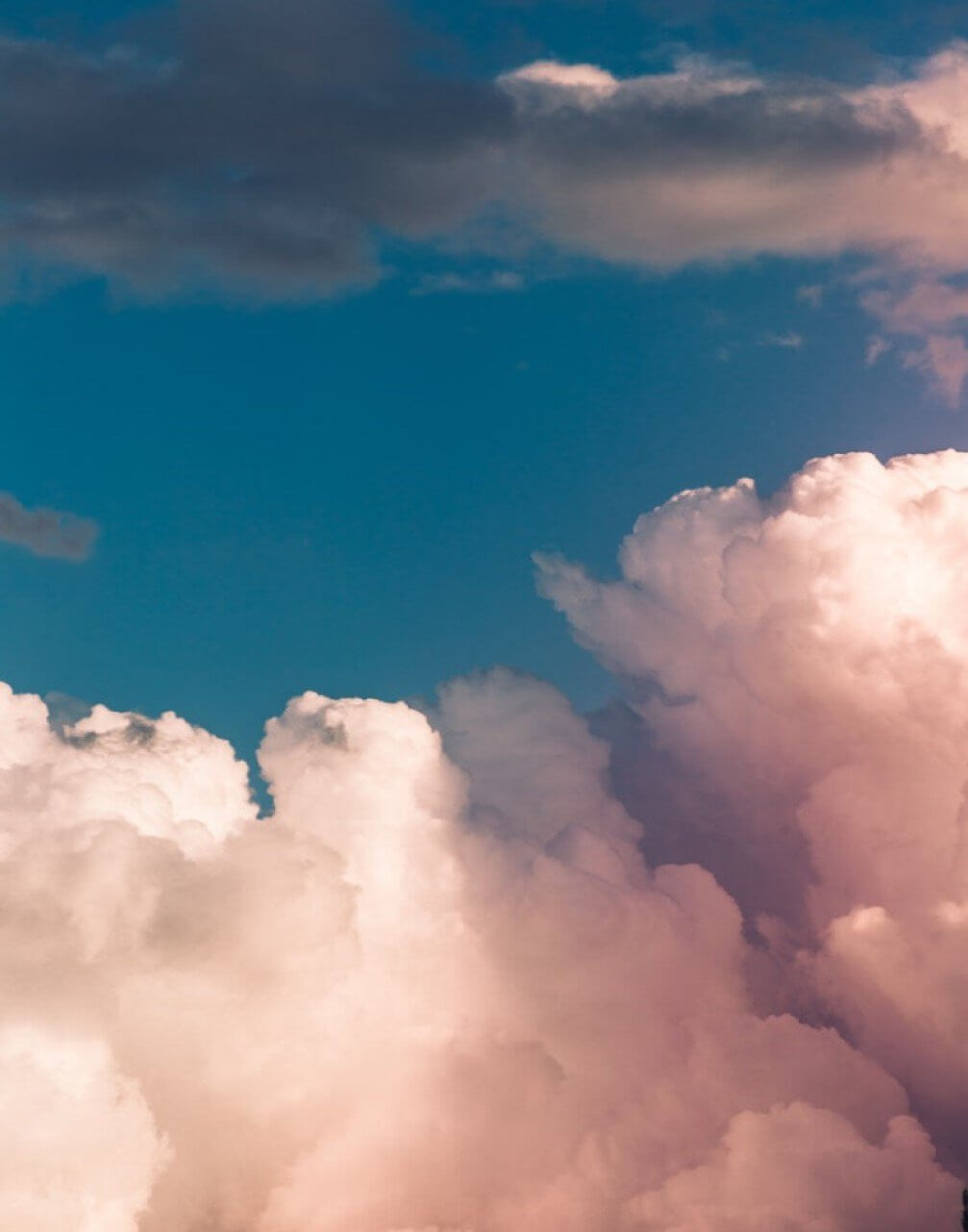 Breathtaking Cloud Aesthetic Wallpaper For iPhones (Free Download!)