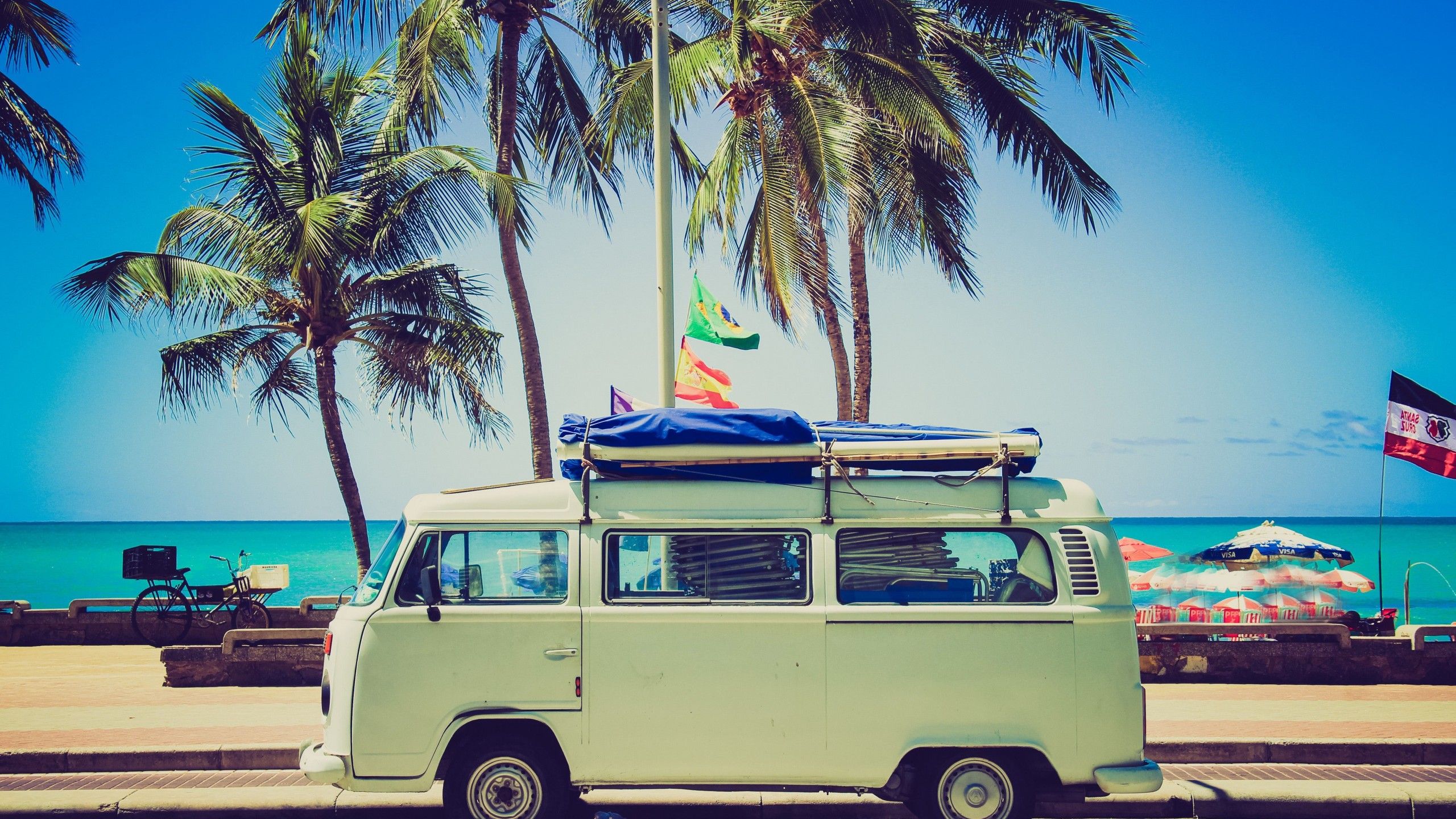 Beach VW Van Wallpaper