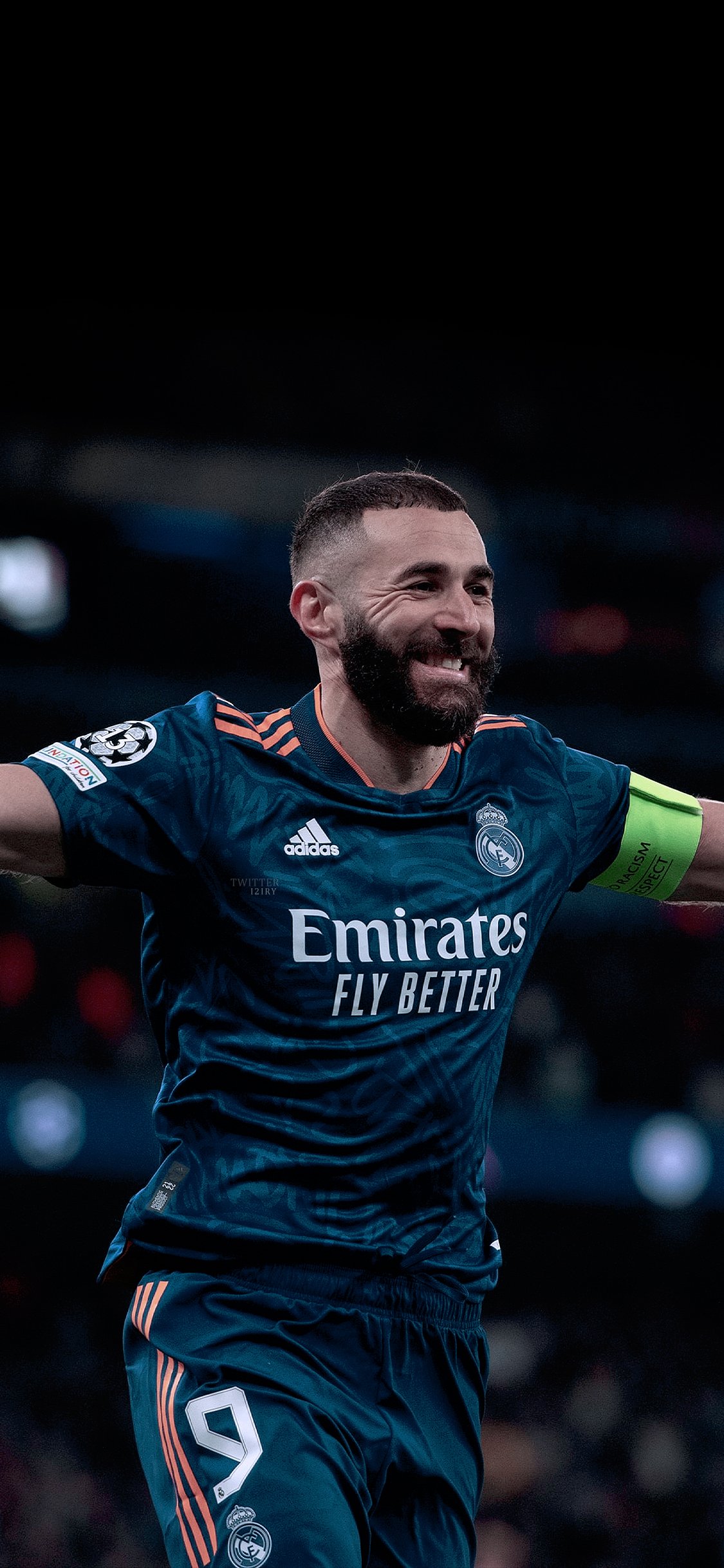 Tadic. #Wallpaper └