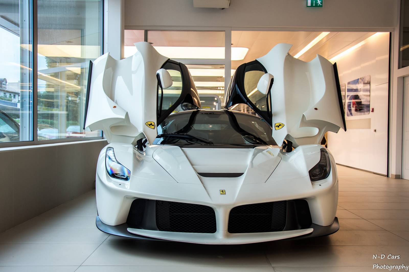 Stunning White Ferrari LaFerrari!