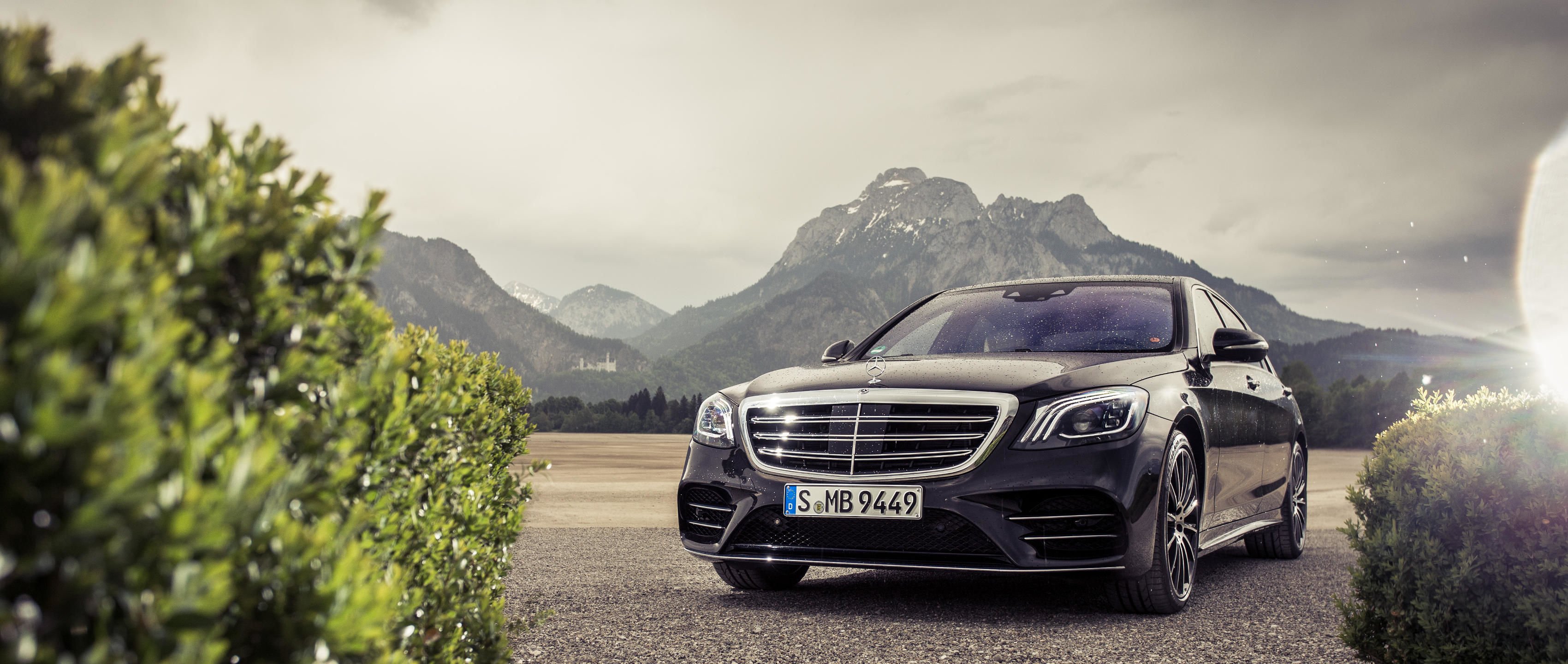 Mercedes Benz Your Desktop On Point With A #MercedesBenz Wallpaper