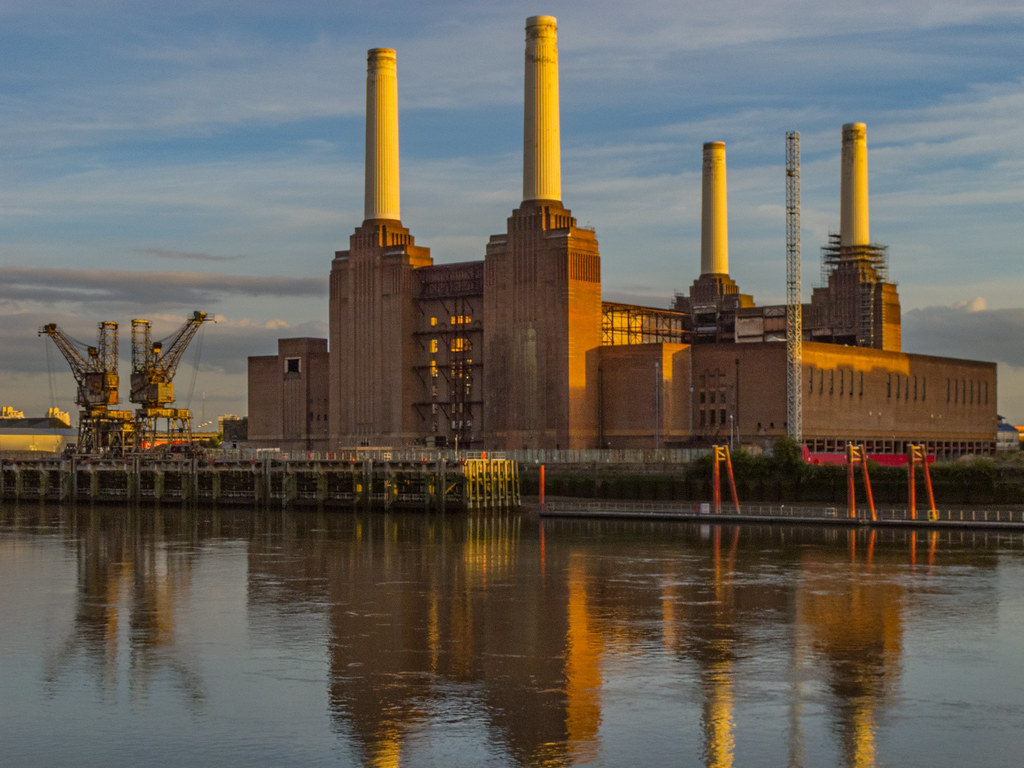 Battersea Power Station, London, England. 2010 09 21 14:25