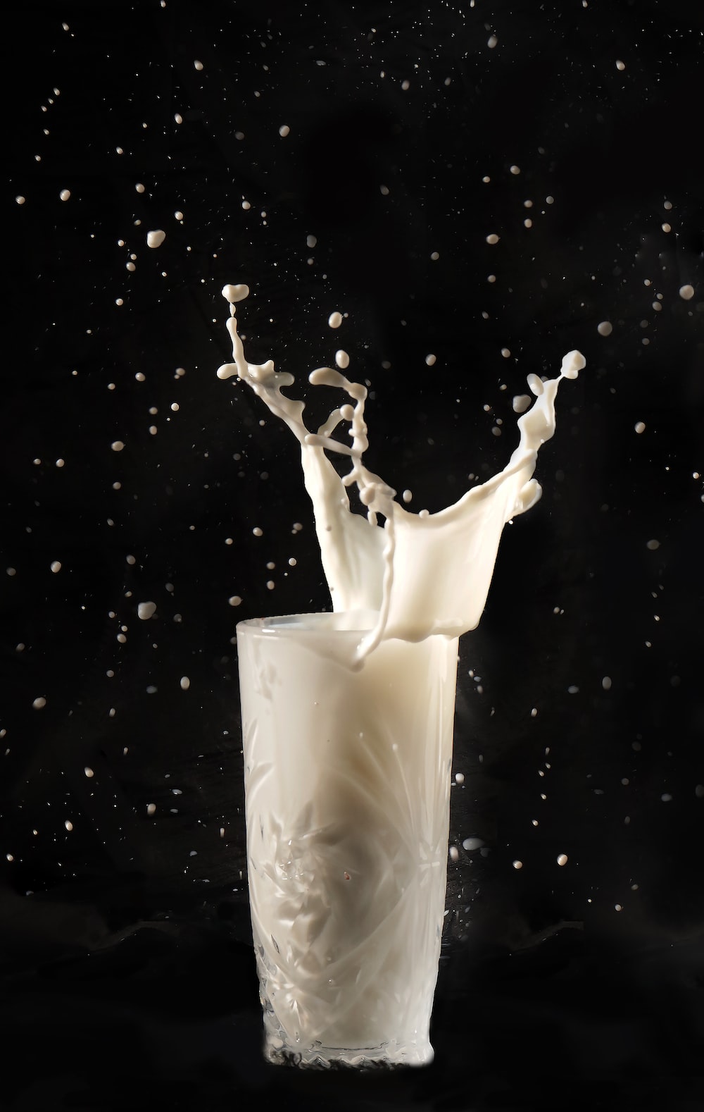 Milk Splash Picture. Download Free Image