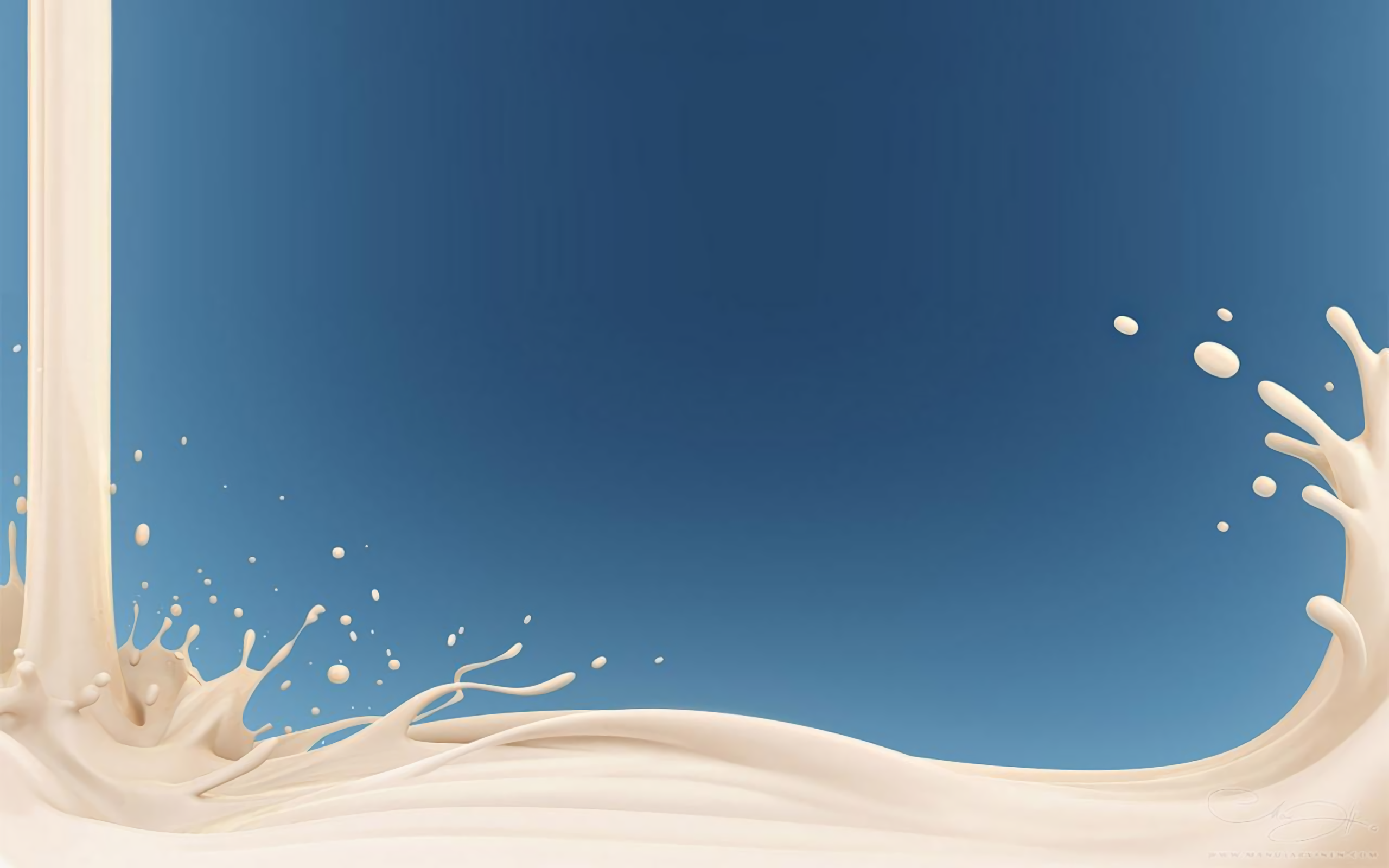 Milk Splash Wallpaper:2560x1600