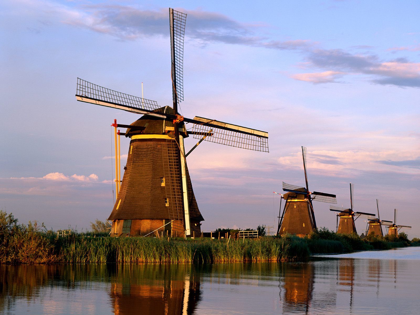Best traditional places to visit in Holland. Netherlands windmills, Dutch windmills, Windmill
