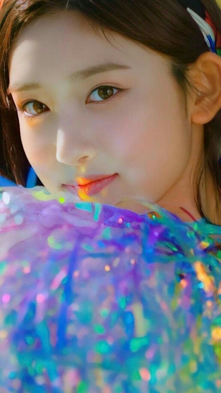 I've leeseo wallpaper. Kpop girl groups, Wallpaper, My favorite music