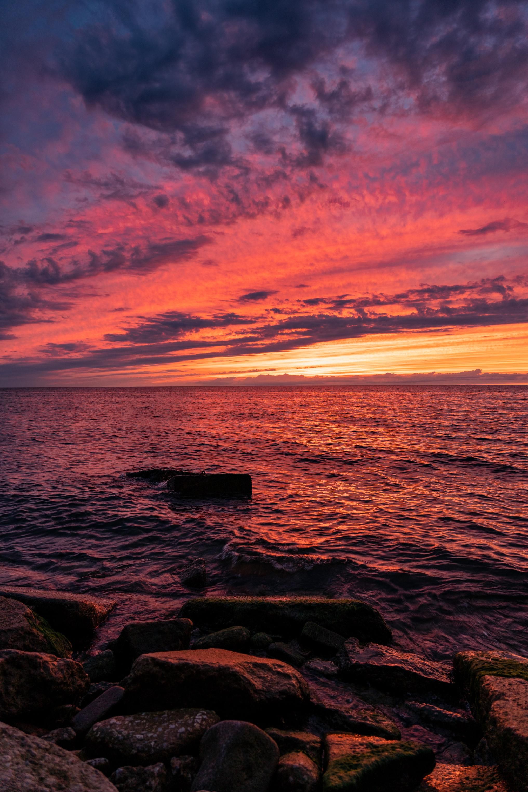 Lake Erie Sunset. Cleveland Ohio. [OC][2033 x 3048]. Sunset, Ohio photography, Lake erie