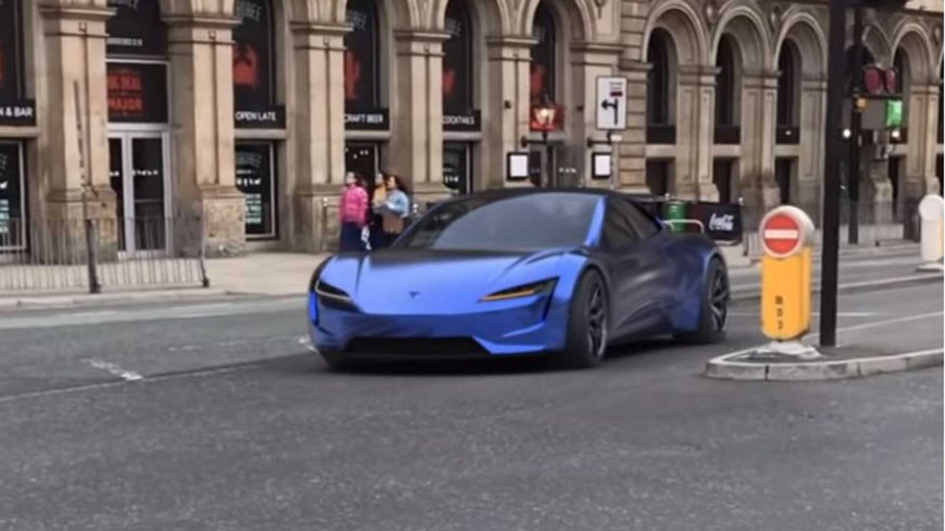 New Tesla Roadster Hits London Streets In Simulated Reality Video