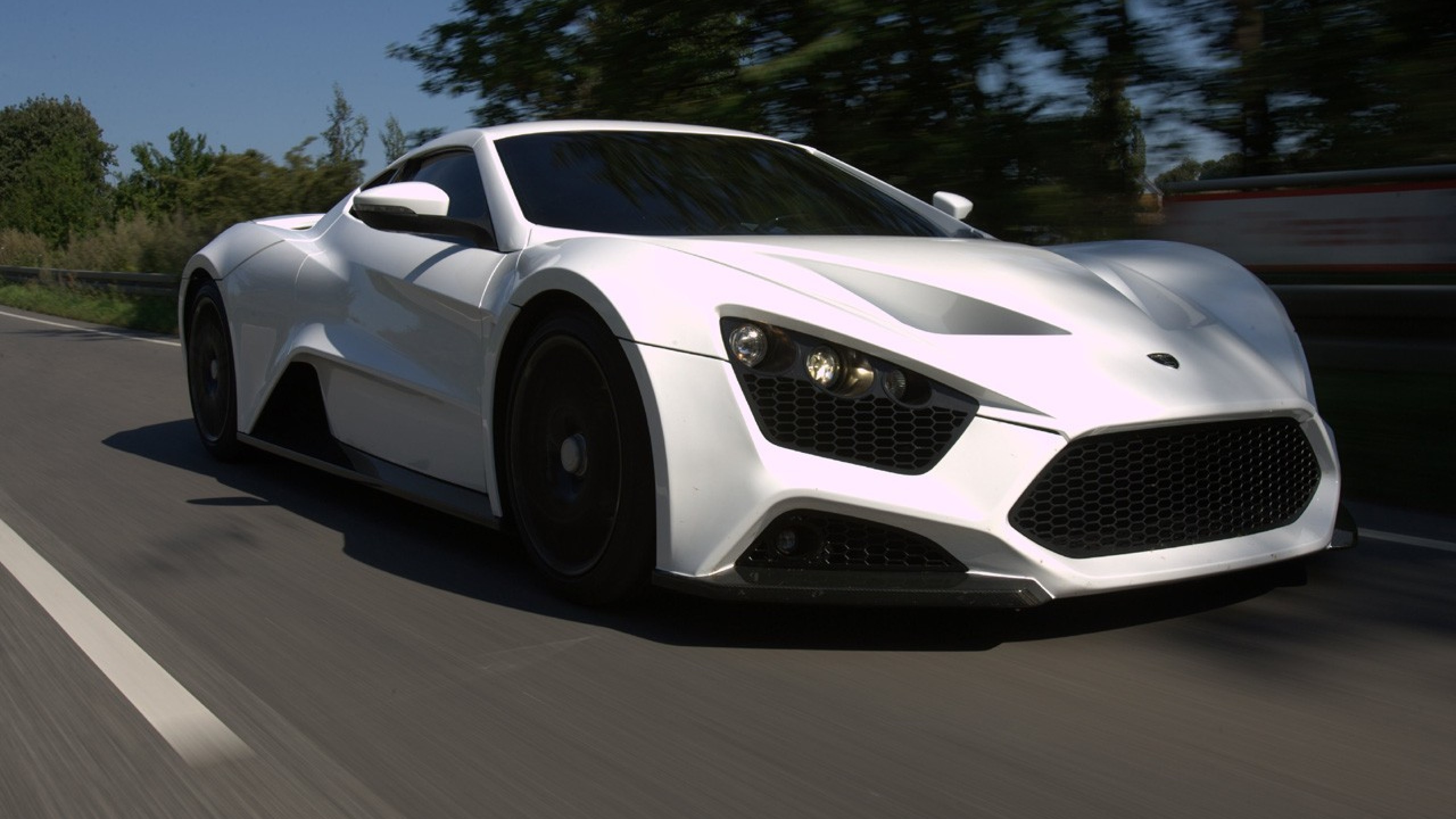 Zenvo ST1 White