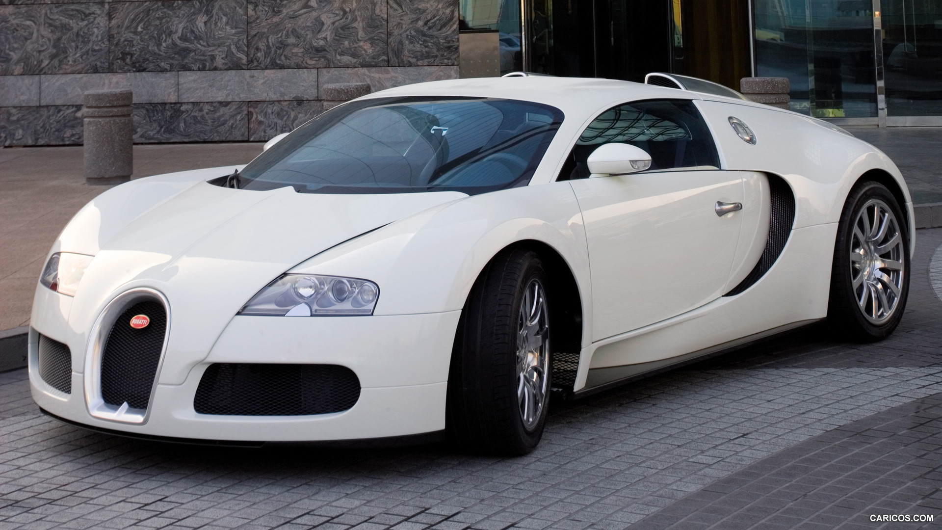 Bugatti Veyron Grand Sport White