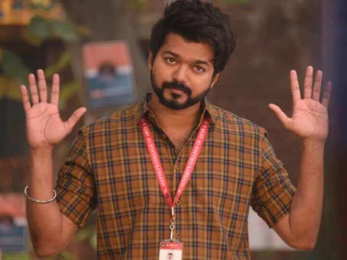 Vijay To Work With Master Director For Thalapathy 67 After Beast's Failure