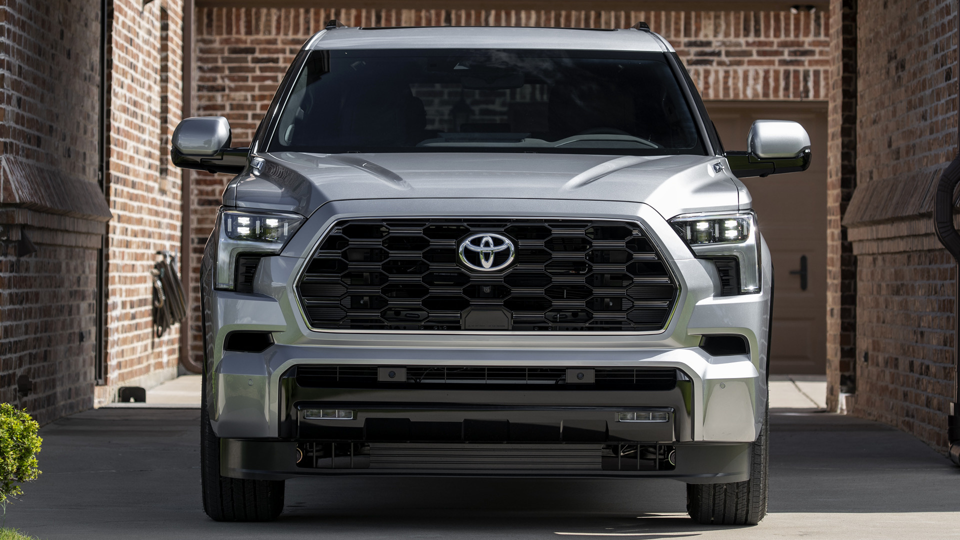 2023 Toyota Sequoia Platinum and HD Image