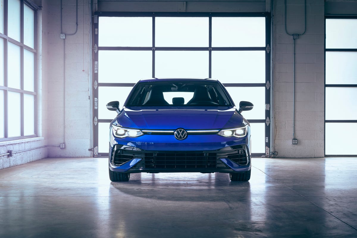 VW Golf R Gets Snazzy 20th Anniversary Edition