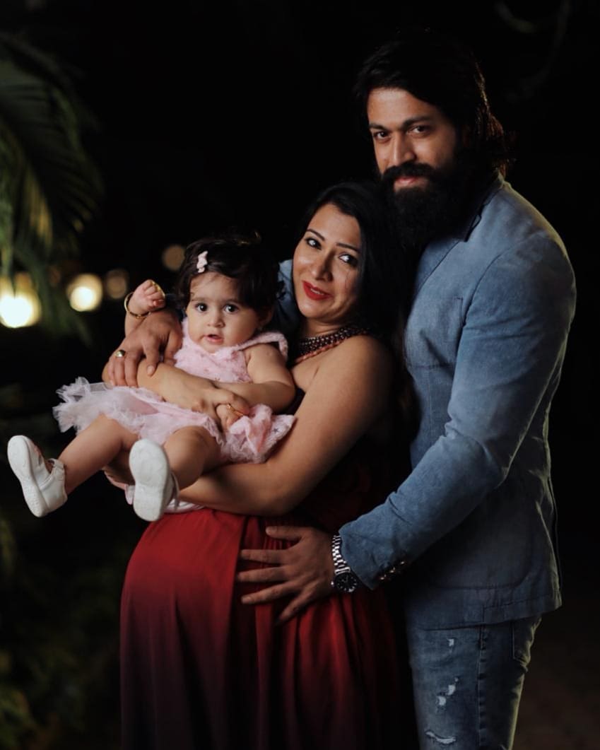 K.G.F. star Yash is a true family man; these photo with wife Radhika Pandit and their kids are proof!