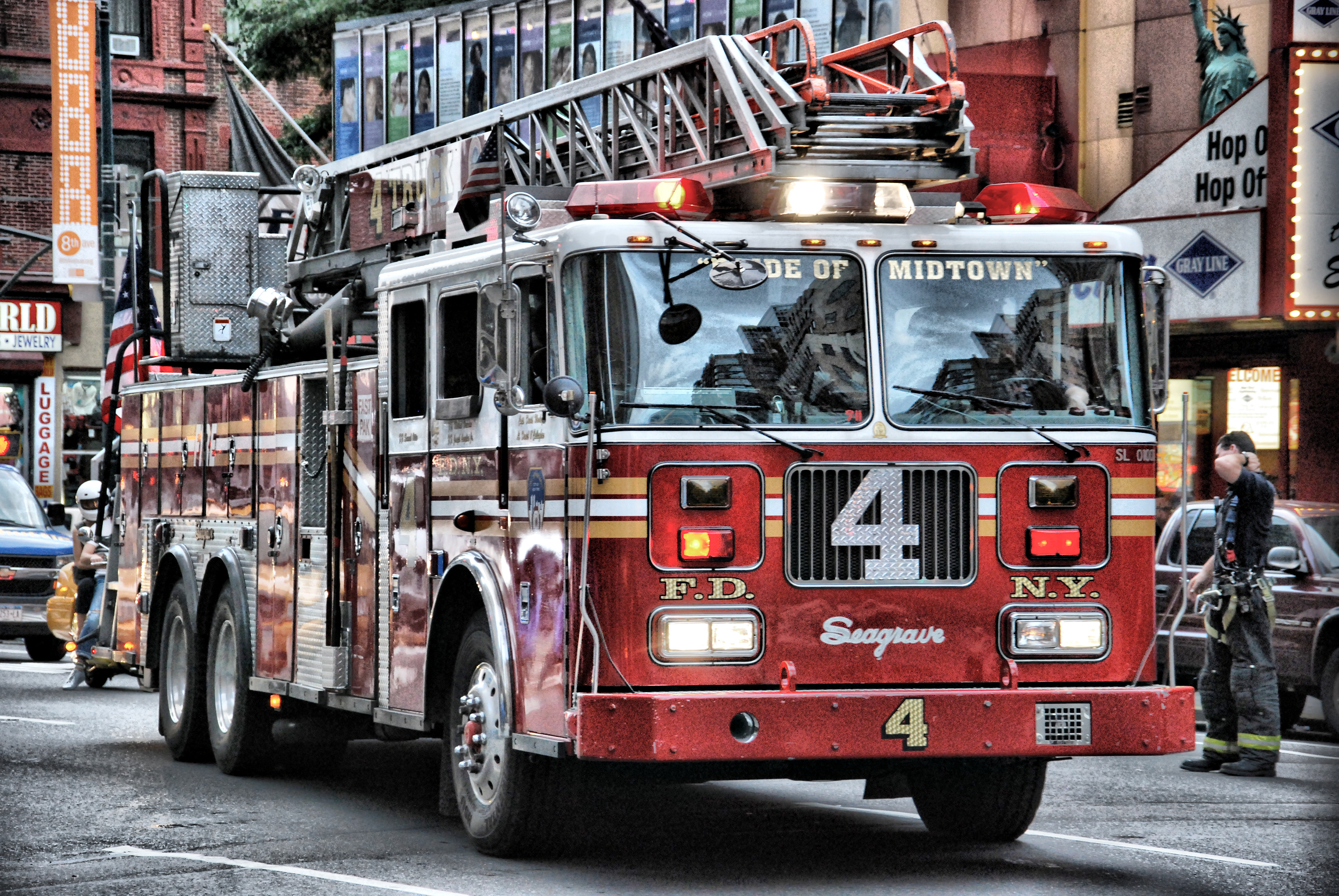Seagrave Fire Truck HD Wallpaper and Background
