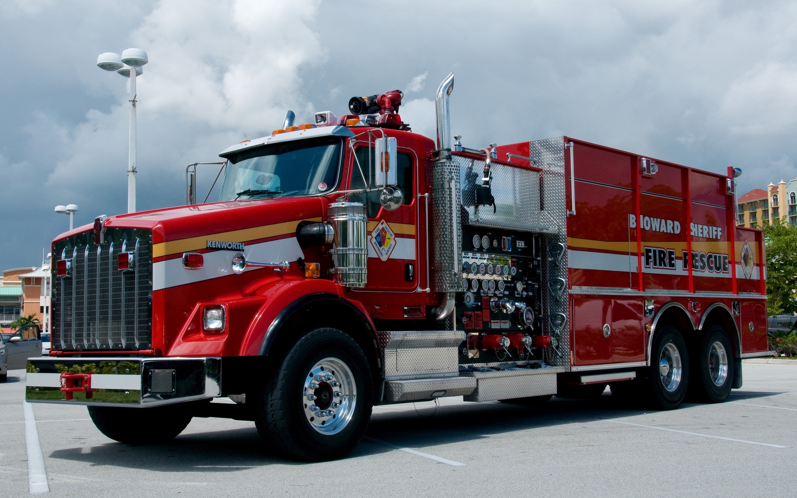 Download wallpaper Kenworth, fire truck, Rescue Service, Kenworth fire truck, american fire trucks for desktop with resolution 2560x1600. High Quality HD picture wallpaper