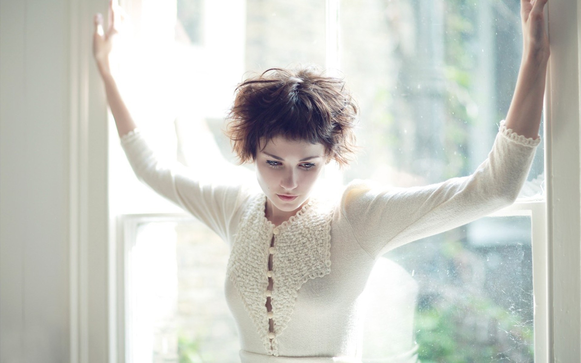 Tuppence Middleton HD Wallpaper