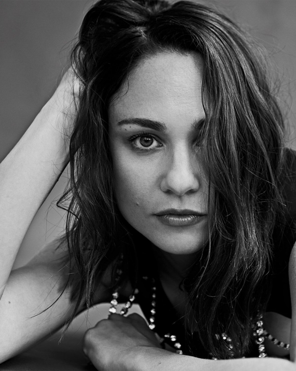 Tuppence Middleton wallpaper