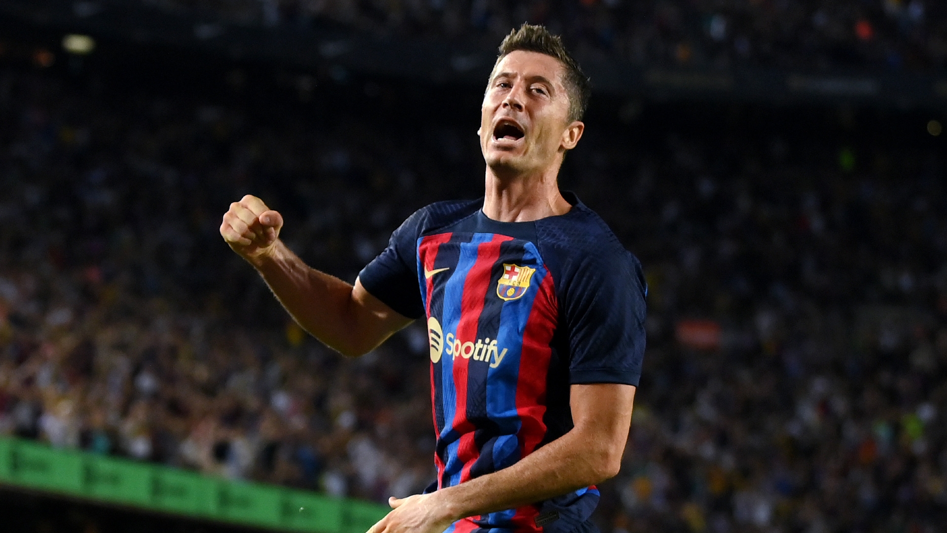 Lewandowski Nets Another Brace As Barcelona Ease To 4 0 Victory Over Real Valladolid