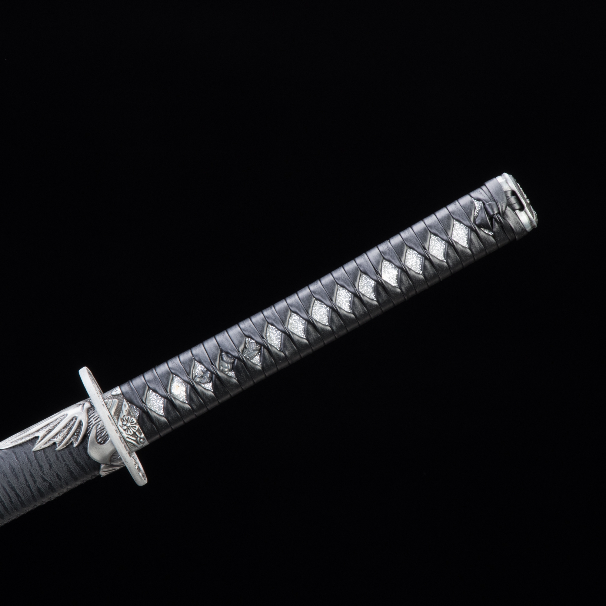 Nihonto. Handmade Japanese Nihonto Samurai Sword High Manganese Steel With Black Scabbard