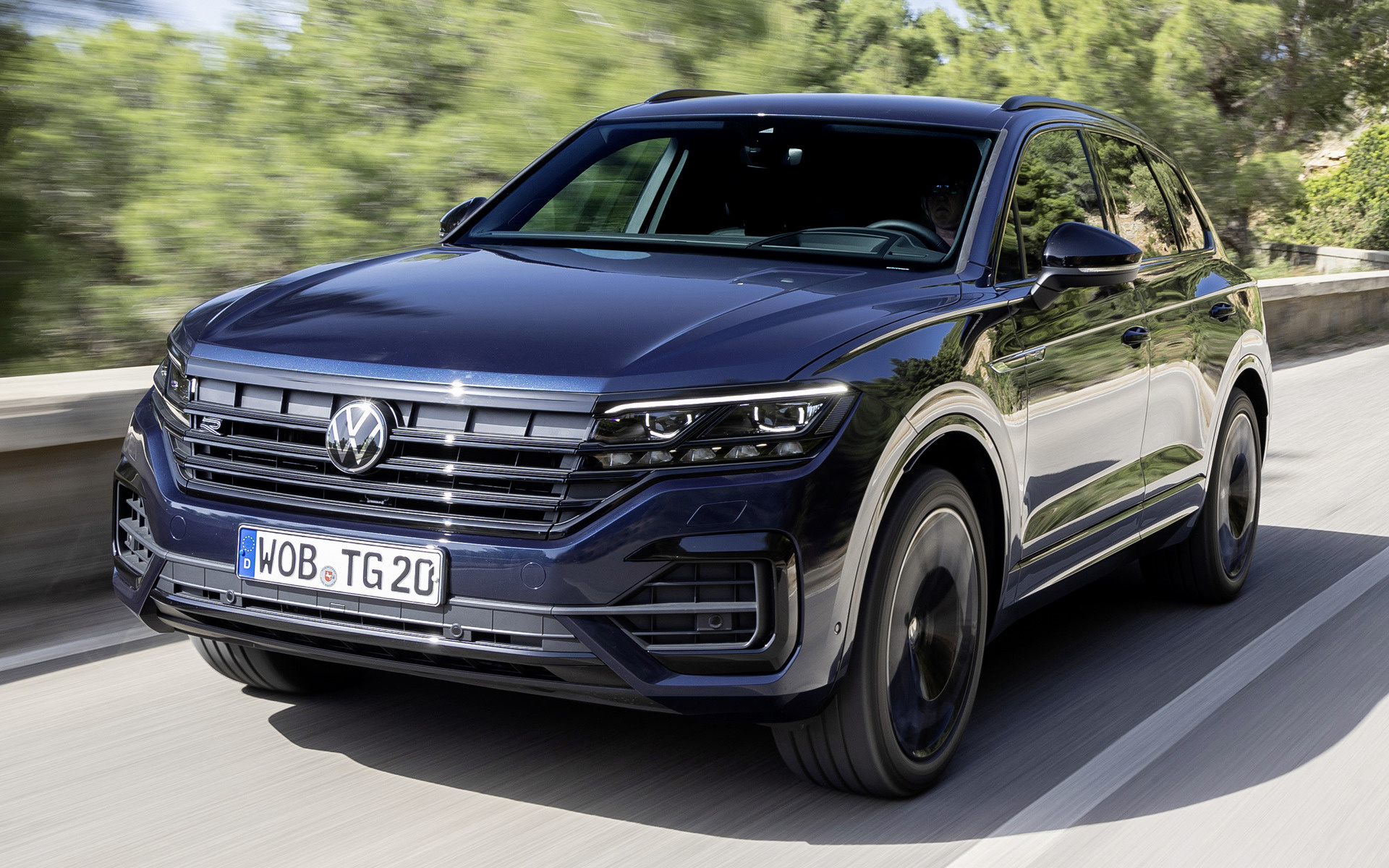 2022 Volkswagen Touareg Edition 20 and HD Image
