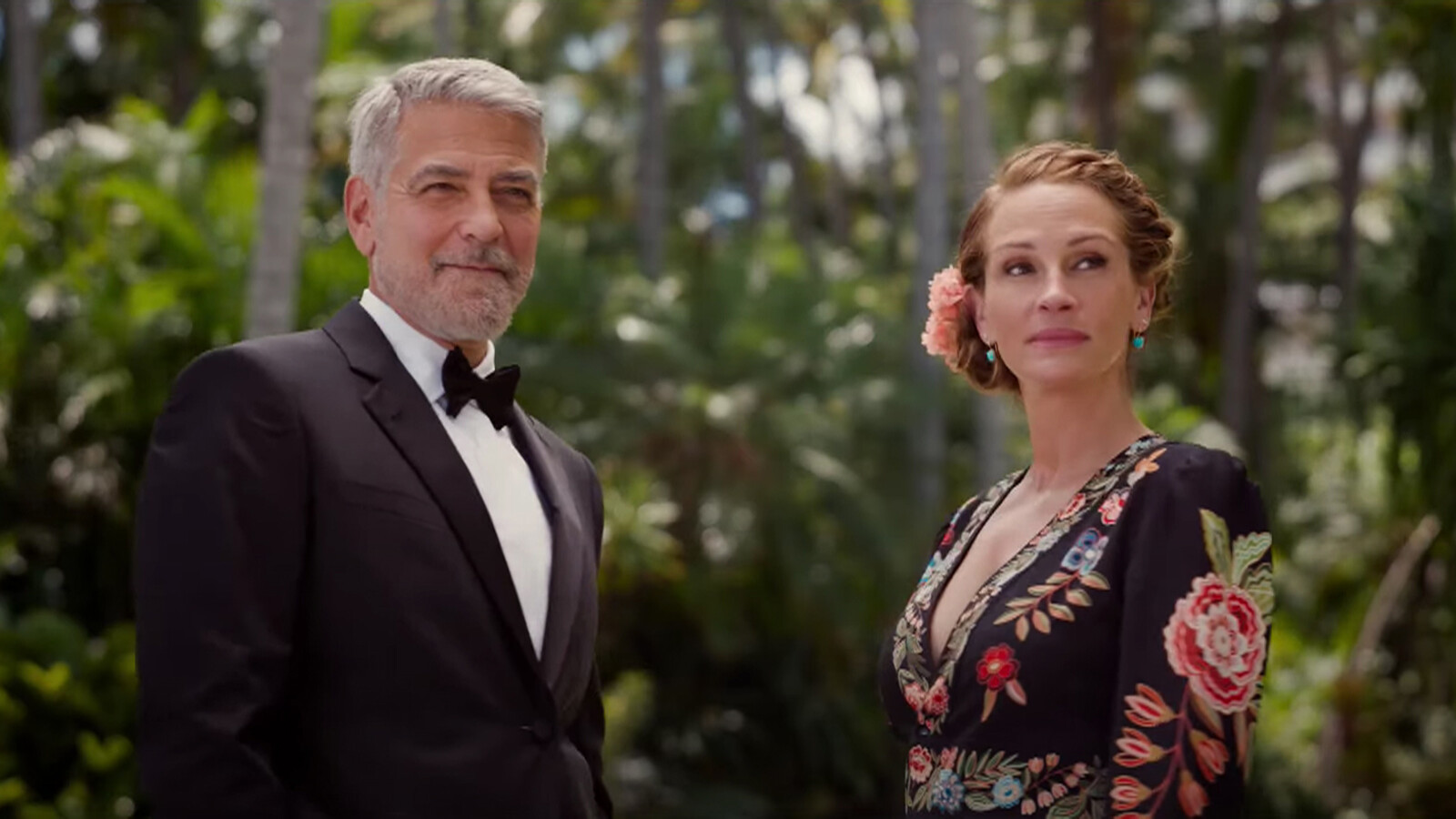 Ticket To Paradise' Gets Mileage Out Of Its George Clooney Julia Roberts Pairing
