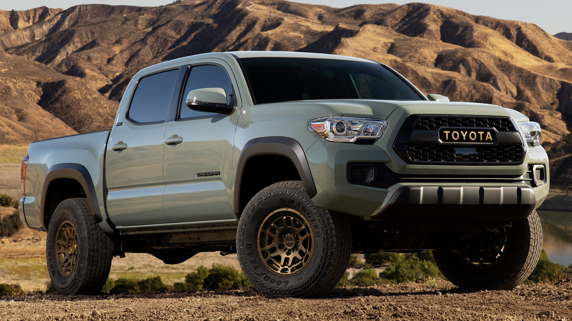 2022 Toyota Tacoma Trail Double Cab and HD Image