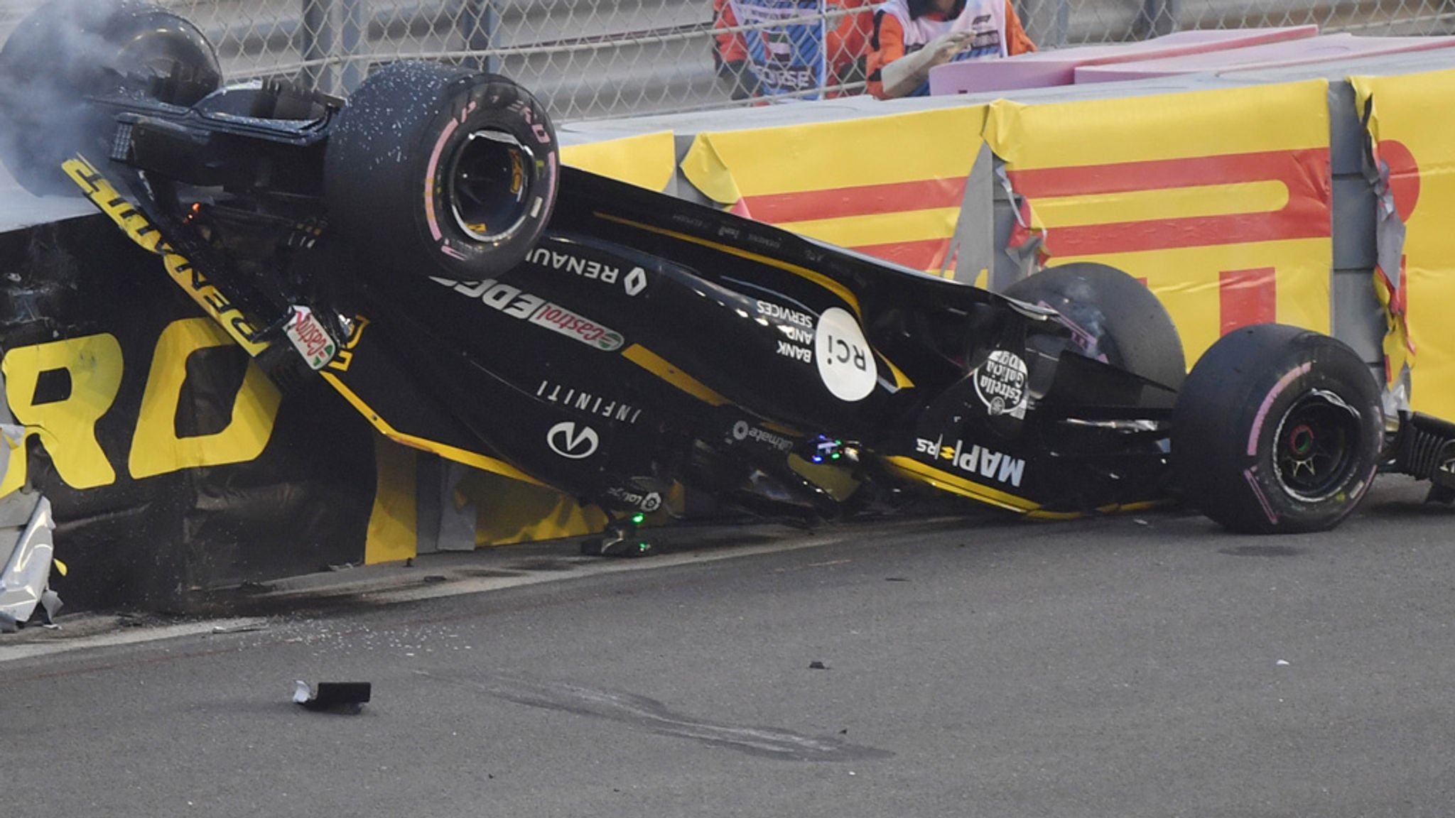Abu Dhabi GP: Nico Hulkenberg crashes out and flips car first lap
