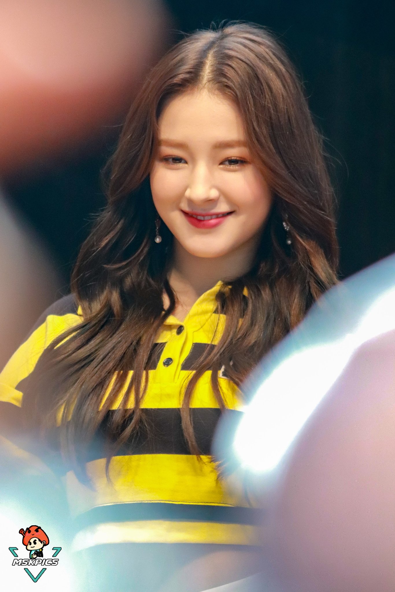 Nancy Momoland Mobile Wallpapers Wallpaper Cave