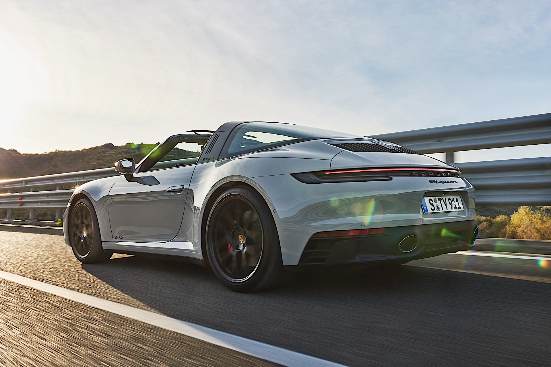 2022 Porsche 911 GTS revealed: Porsche's performance special returns for the 992 generation