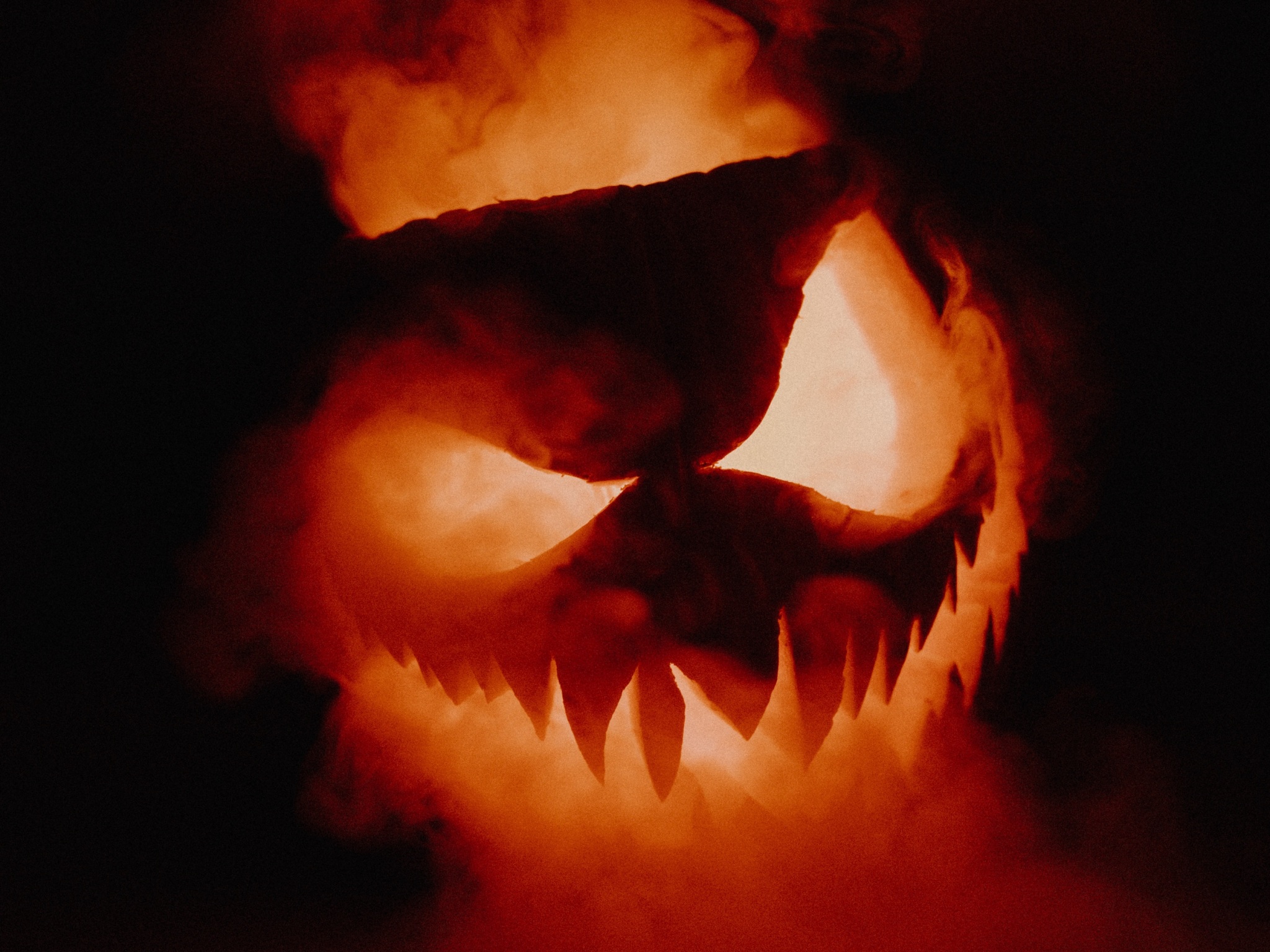 Wallpaper 4k halloween, pumpkin, smoke 4k Wallpaper