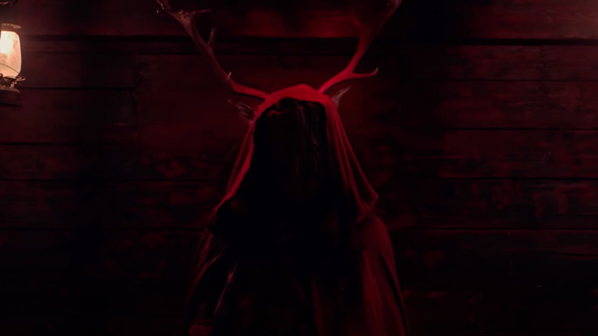 Creepy Teaser For Netflix's Film A CLASSIC HORROR STORY Which Pays Tribute To Italian Horror