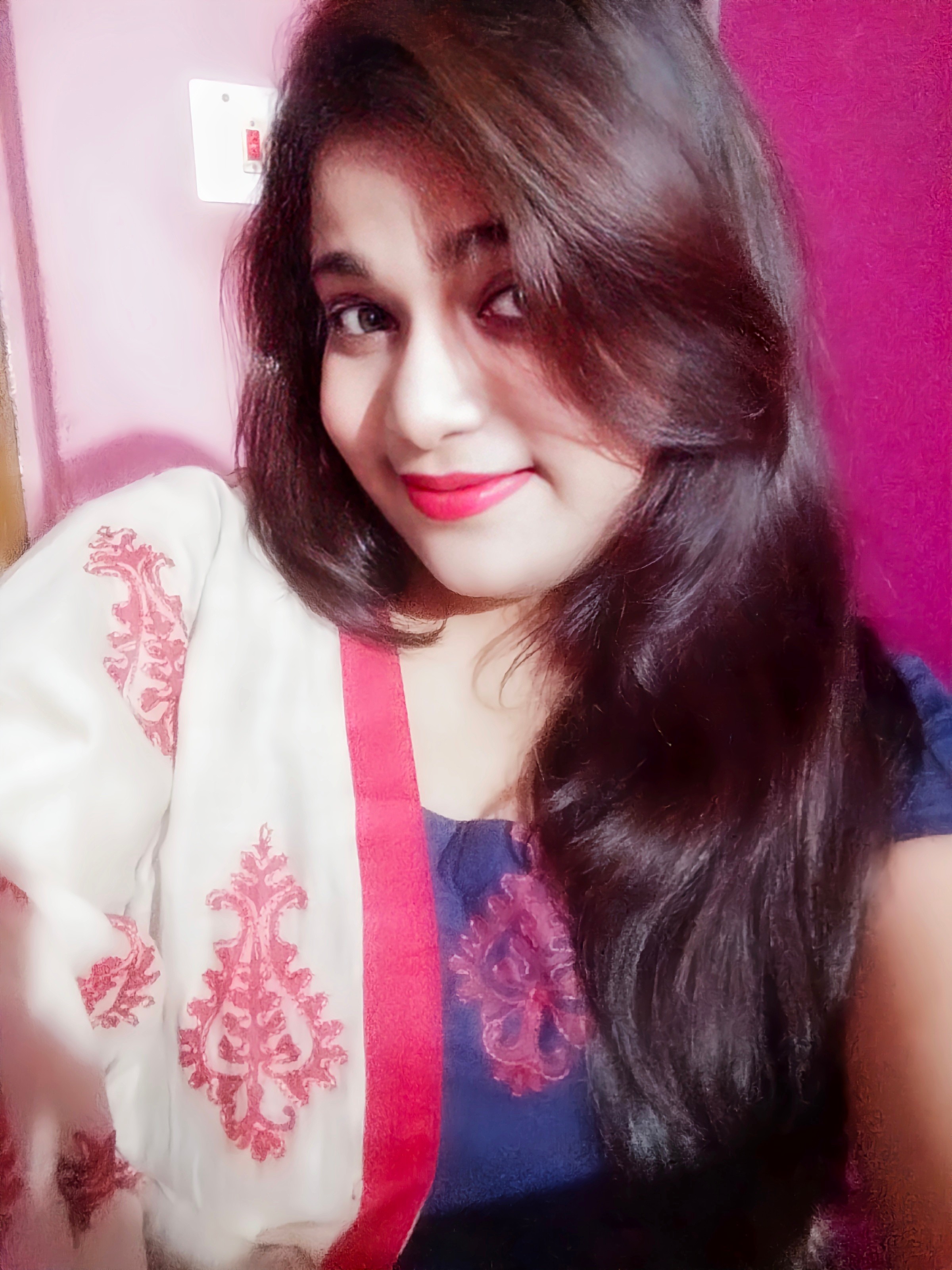 Indian girls Wallpaper Download