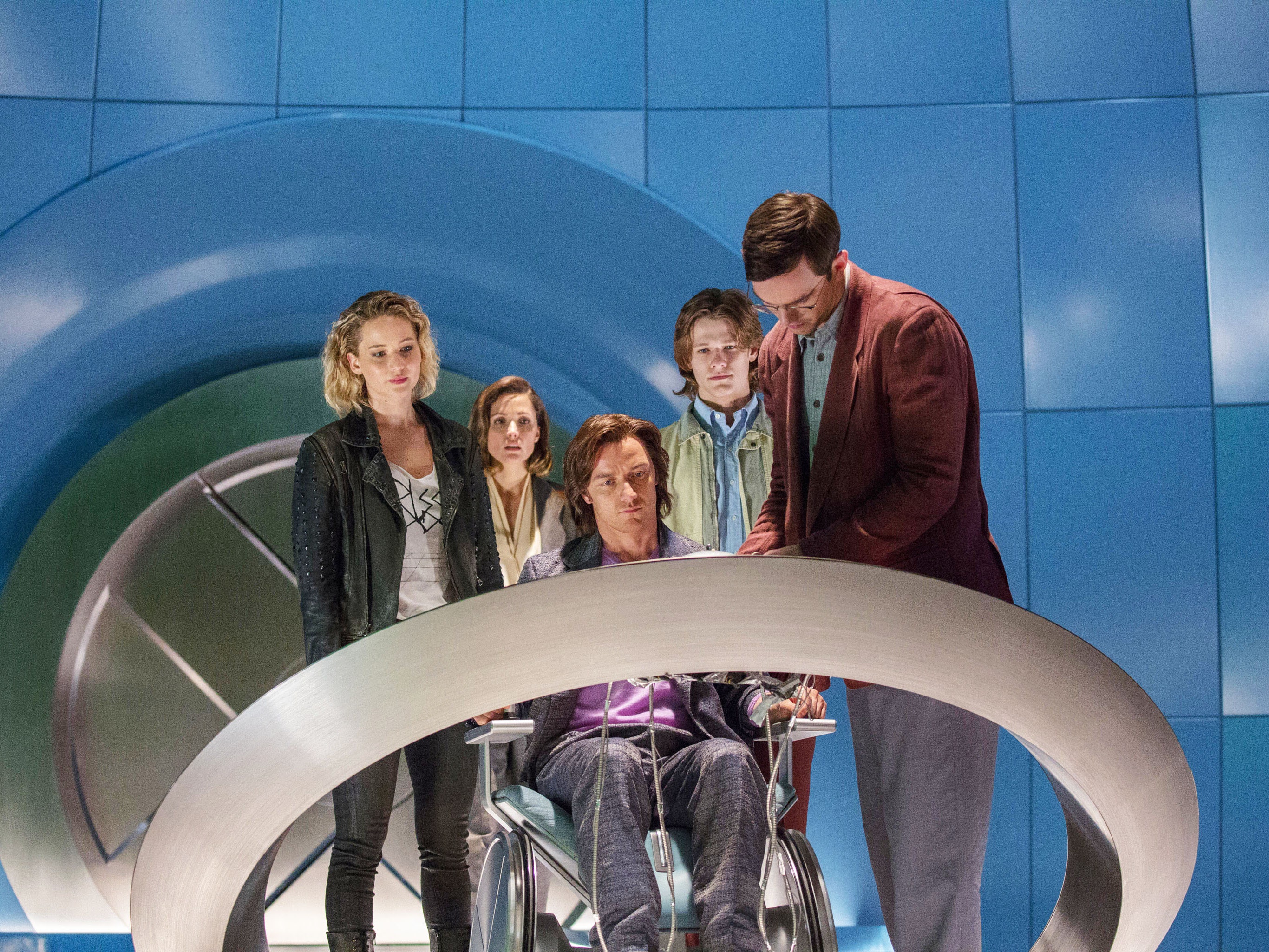 How X Men: Apocalypse Star Lucas Till Would Survive The Apocalypse