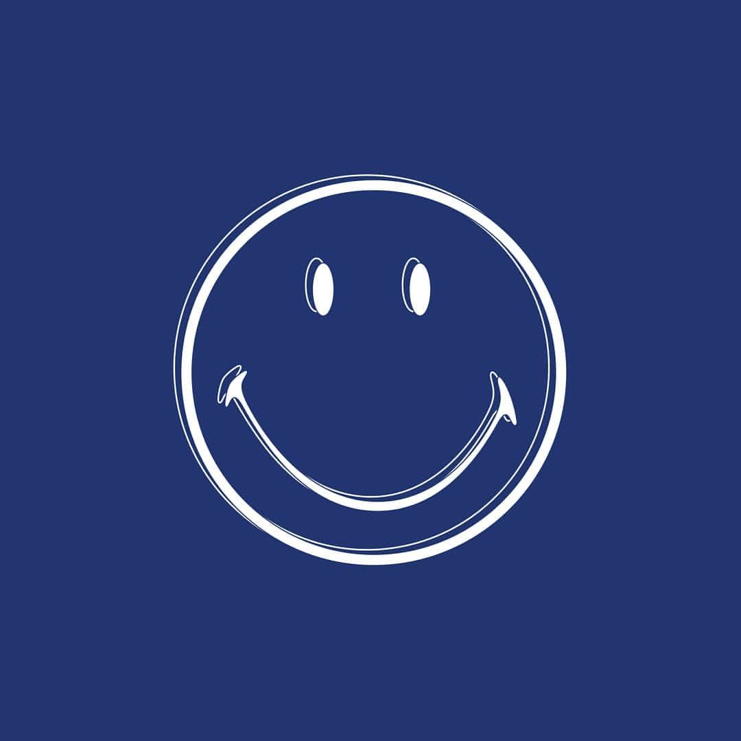 simple smiley face iphone background   Sfondi carini Sfondi blu Sfondi  iphone