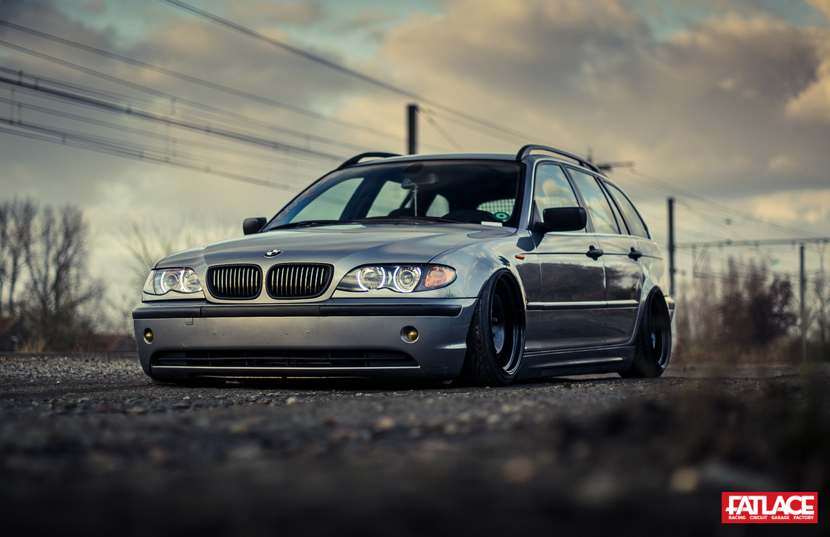 Slammed BMW E46 Touring