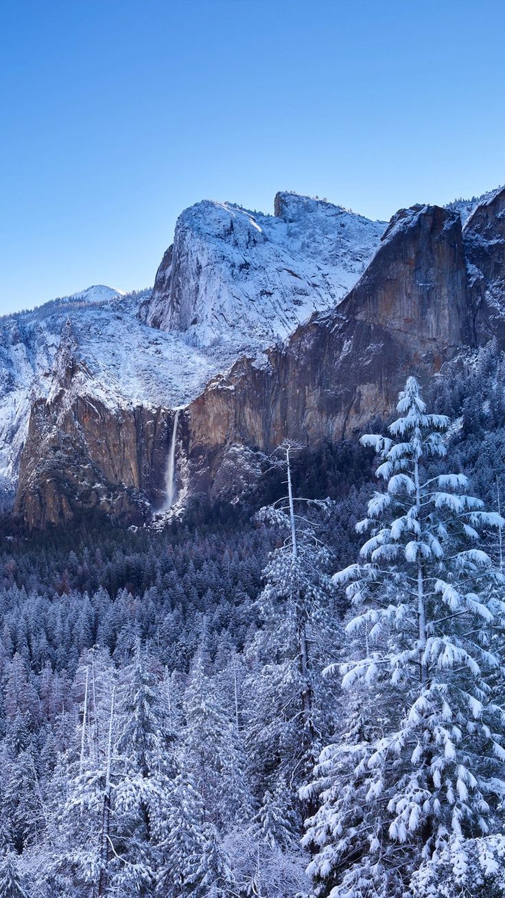 Yosemite National Park Winter Mountains 4K Ultra HD Mobile Wallpaper. iPhone wallpaper mountains, New nature wallpaper, Winter mountain