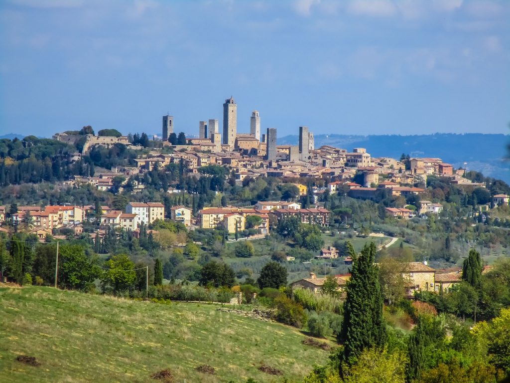 Top things to do in San Gimignano, Italy ultimate Medieval town