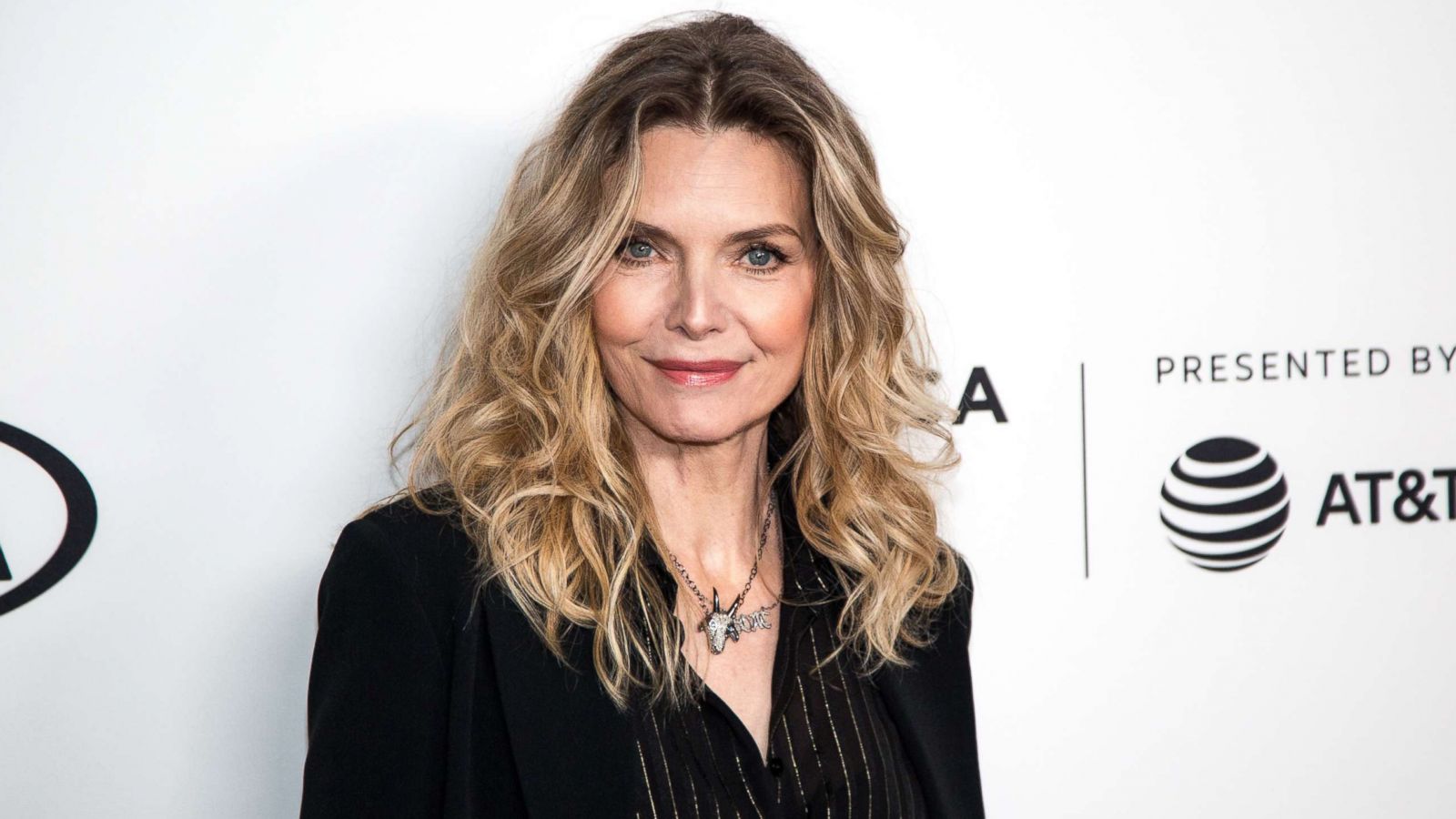 Michelle Pfeiffer lived on a diet of 'tomato soup and Marlboros' to play drug addict in 'Scarface' Morning America