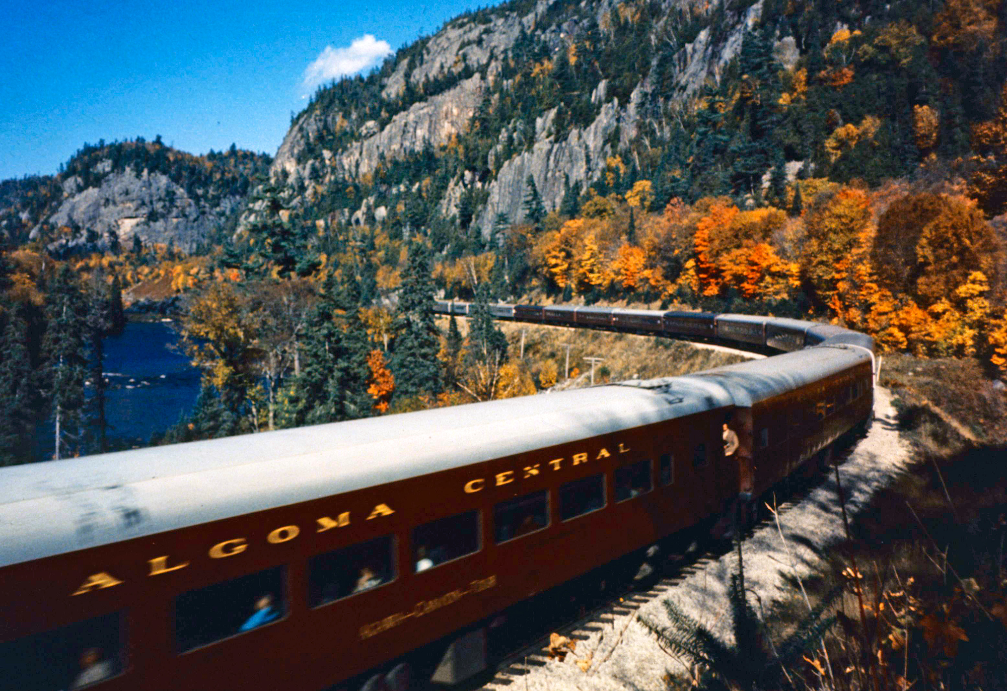 Fall Foliage Train Rides