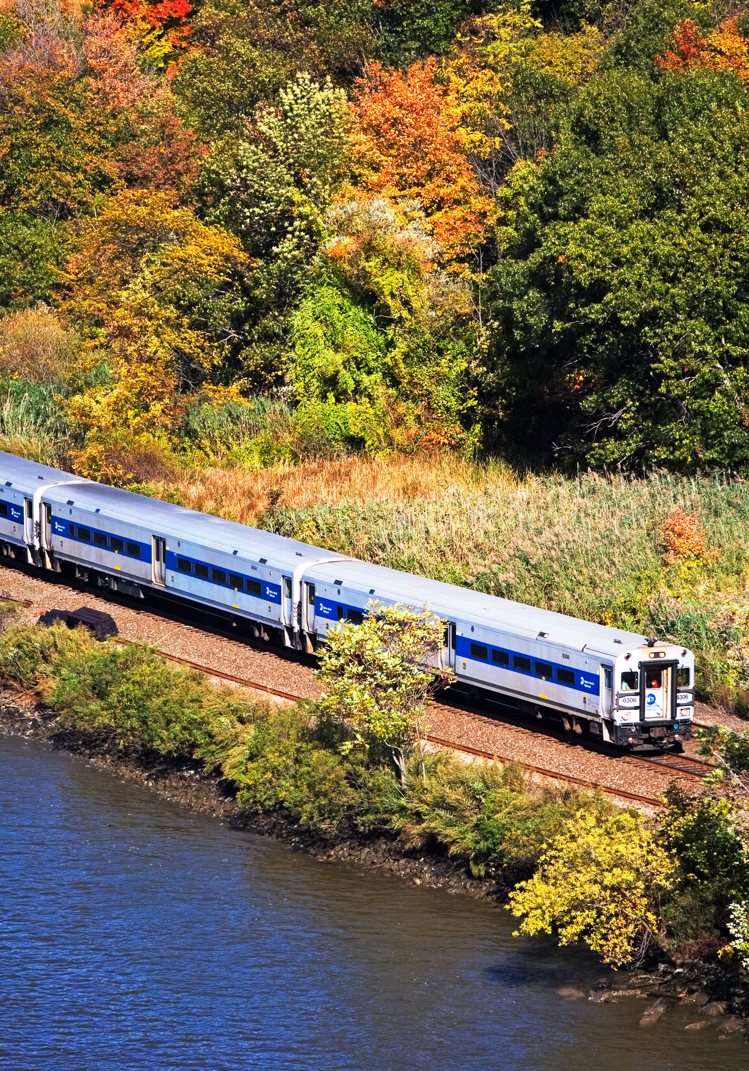 How to See the Best of the Northeast's Fall Foliage by Train. Condé Nast Traveler