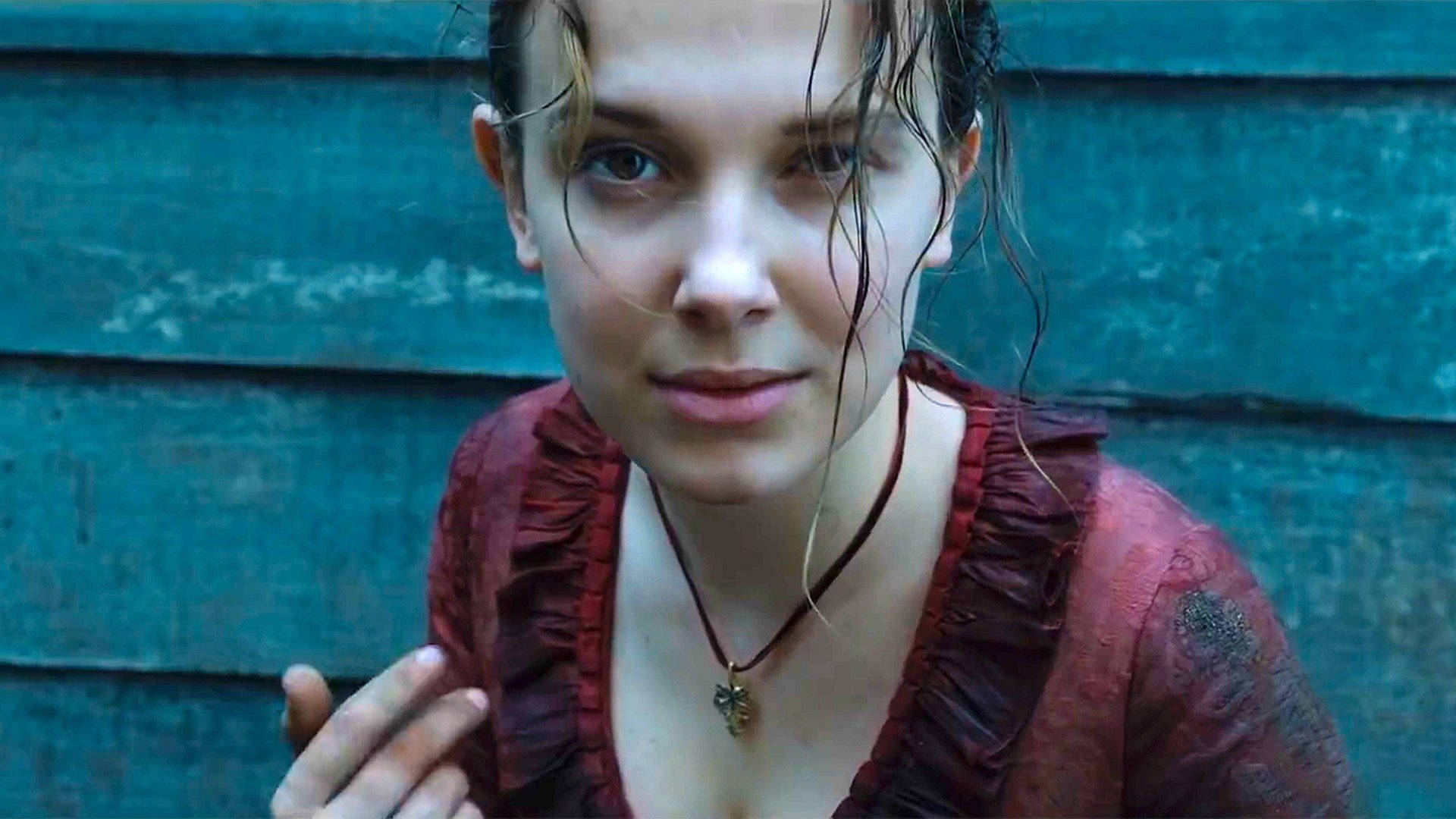 Download Enola Holmes Alley Fight Close Up Wallpaper