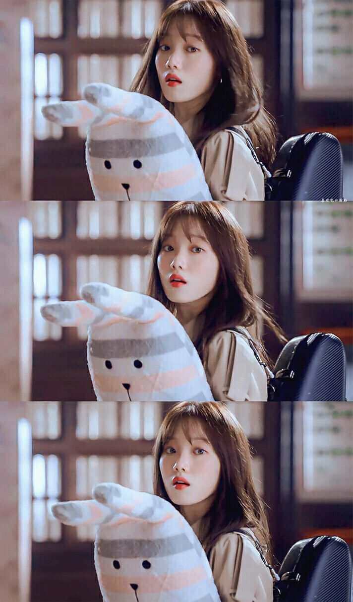 Romantic Doctor Teacher Kim 2. Lee sung kyung fashion, Lee sung kyung wallpaper, Romantic doctor teacher kim