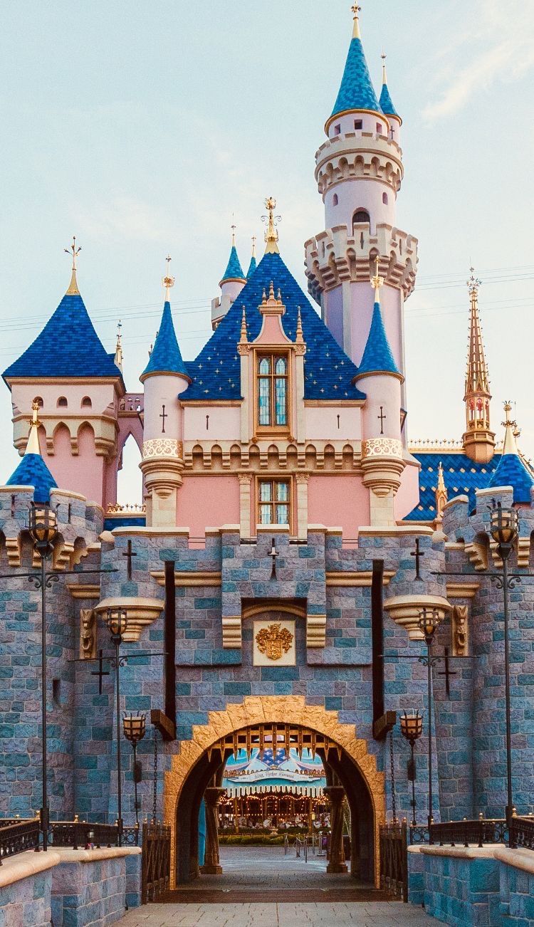 iPhone Wallpaper. Sleeping beauty castle disneyland, Sleeping beauty castle, Disneyland castle